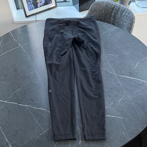 Lululemon women’s black leggings size 8